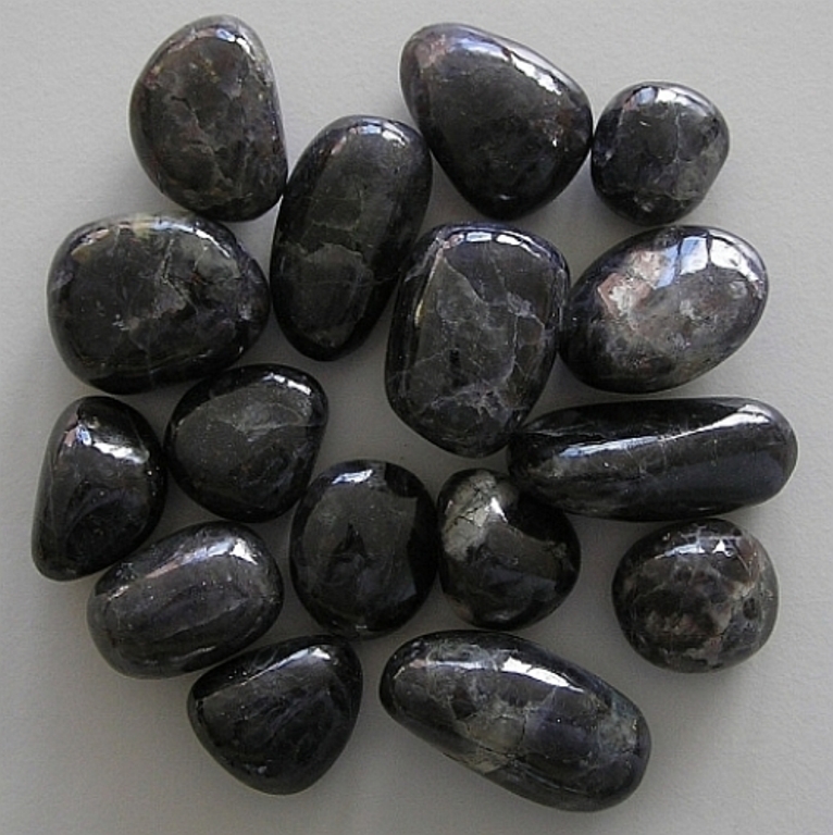 Trommelsteine Iolith-Cordierit Sonnenstein, 1 kg