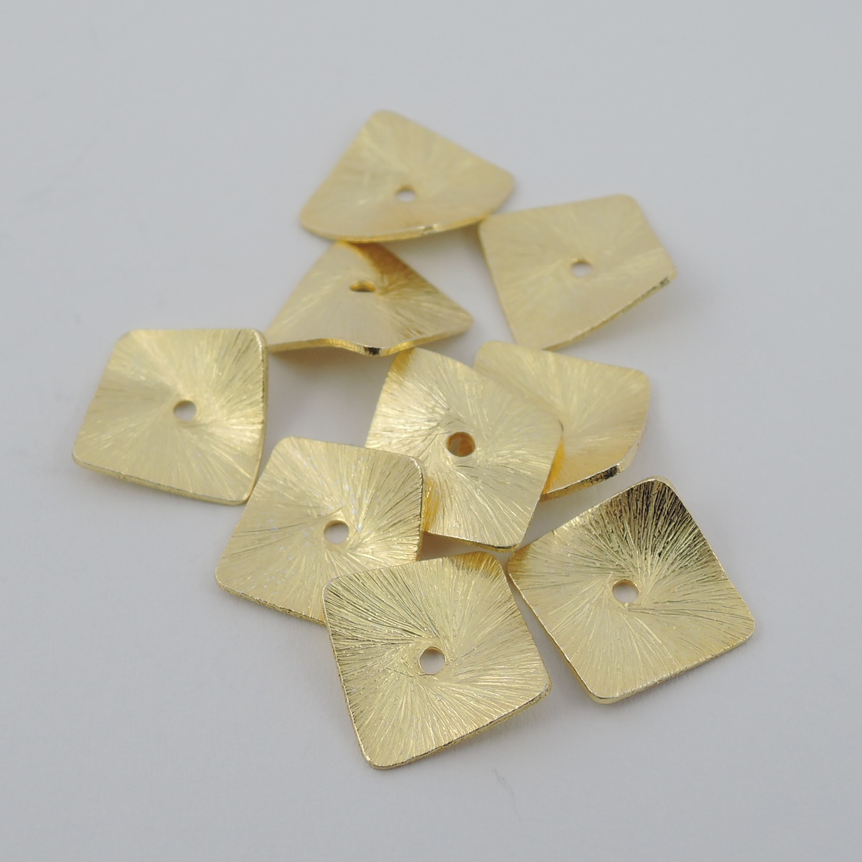 Quadrat Silber vergoldet 4x4mm gebogen VPE: 5 Stück - Goldgottlieb