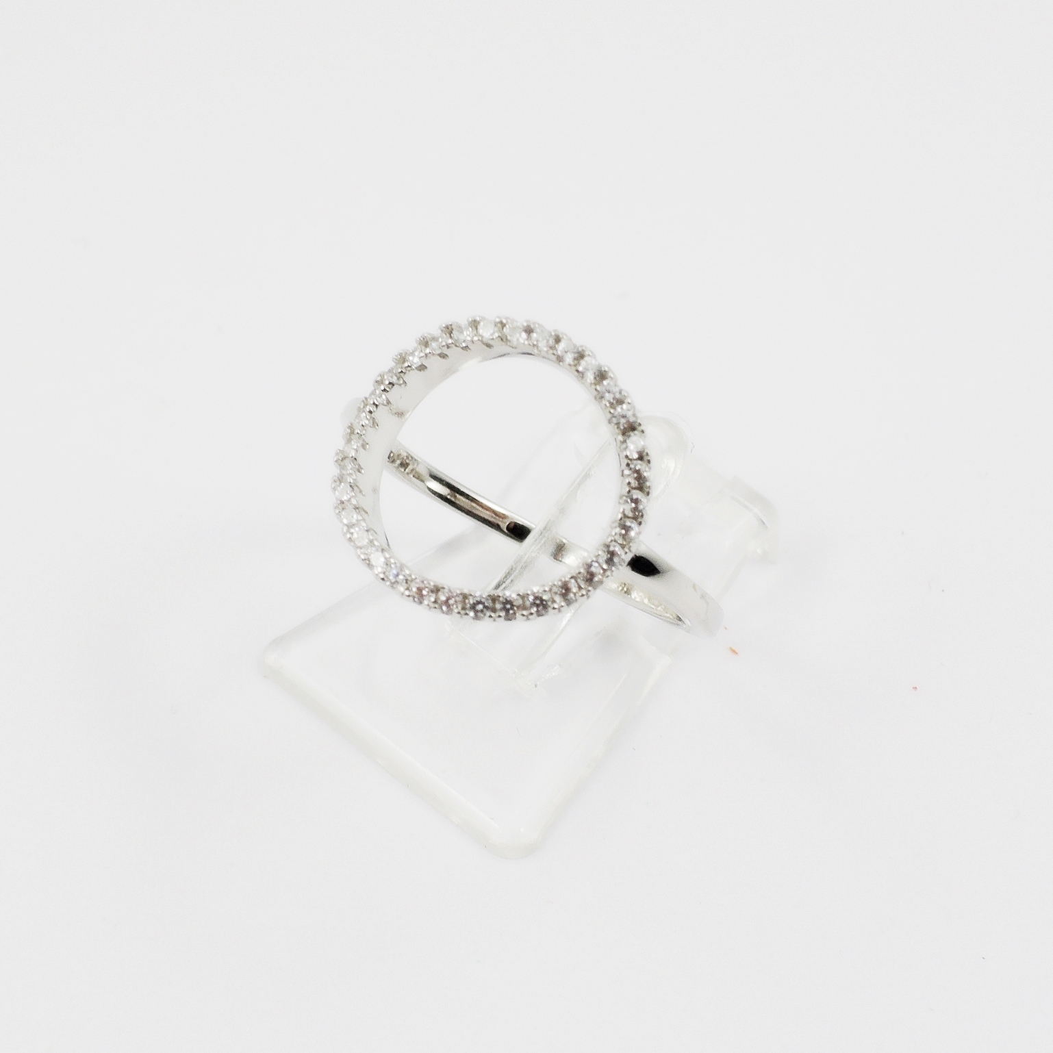 Silberring mit Zirkonia Steinen