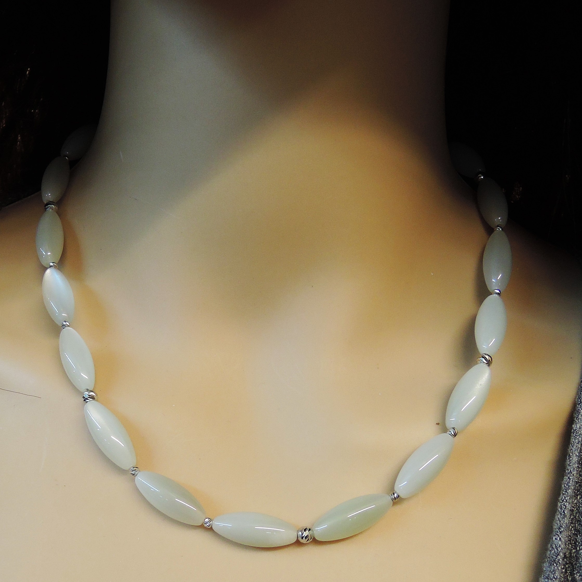 Edelsteinkette Mondstein